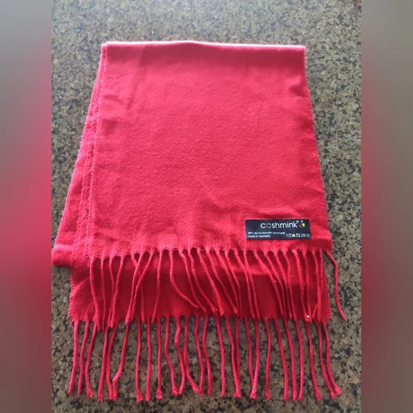 Cashmink Scraf Red - Picture 2 of 4